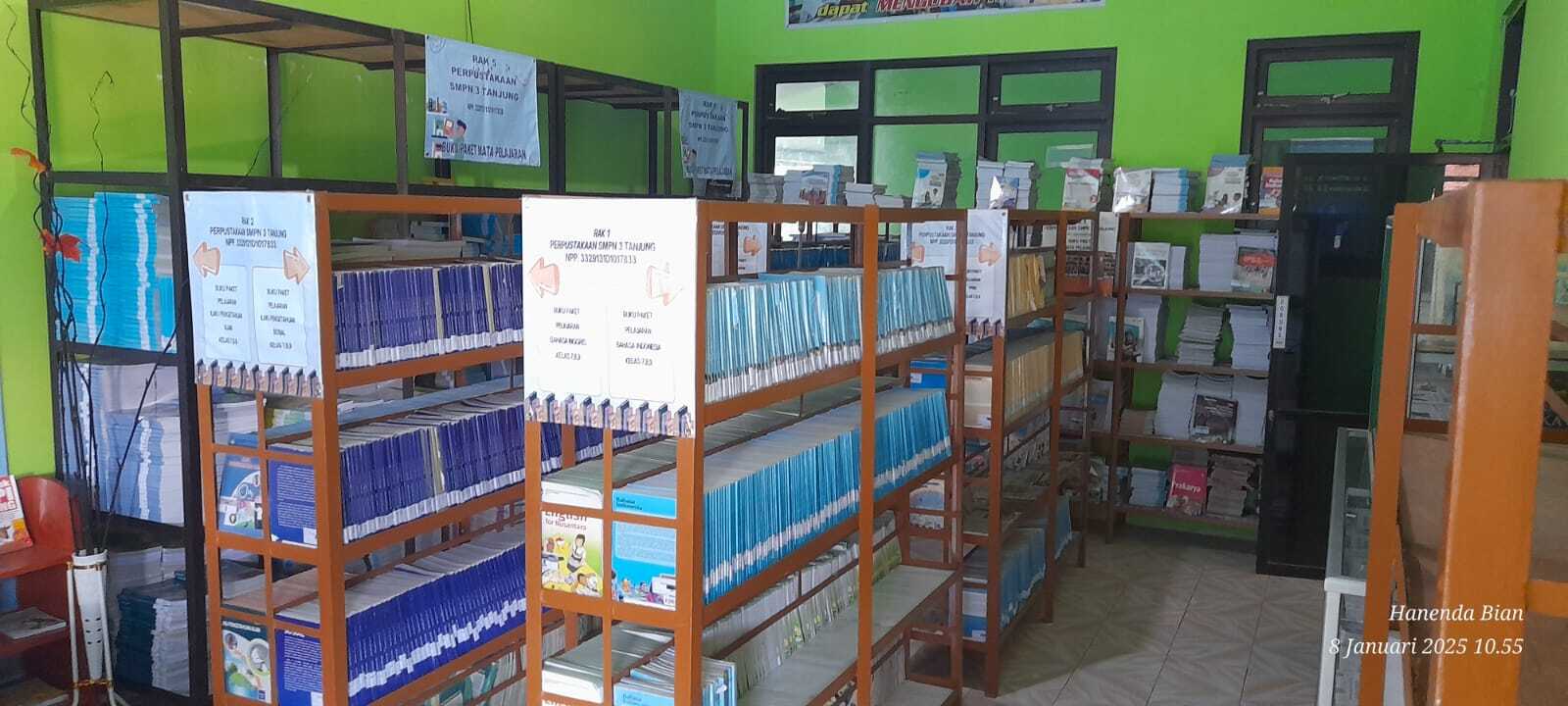 koleksi buku
